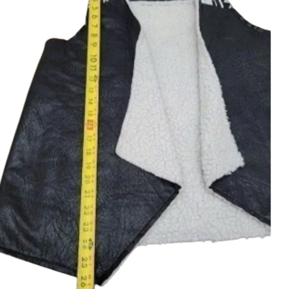 Flying Tomato Faux Leather Sherpa Lined Boho Drape Vest Aztec Trim Size M